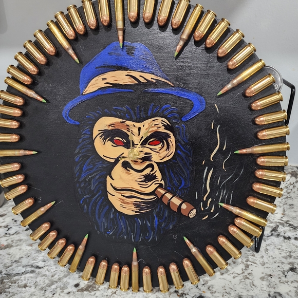 Black and Gold Skull Wall Clock - Picture 2 of 3